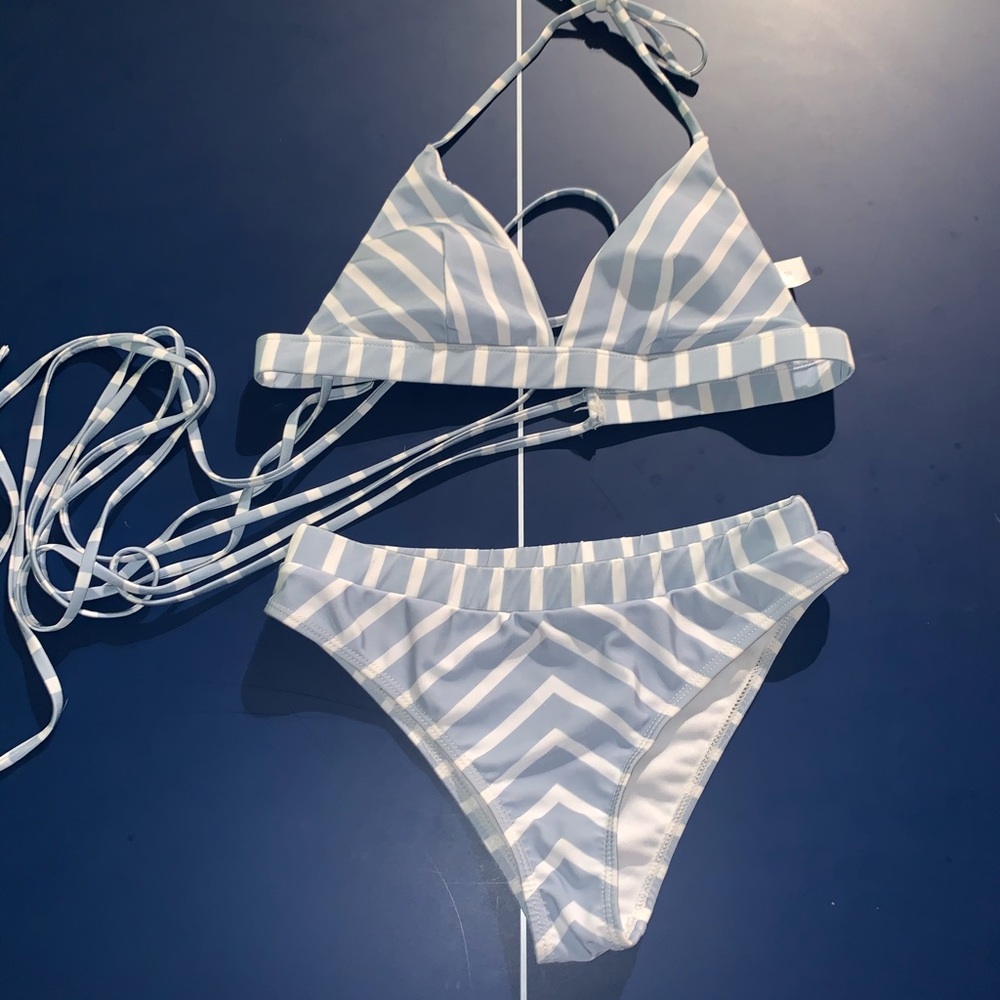 Bathing suit